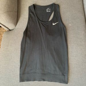 Black Nike Work Out Tank